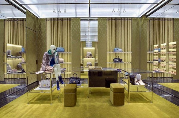 miu-miu-opens-boutique-in-the-prestigious-mall-of-the-emirates_1